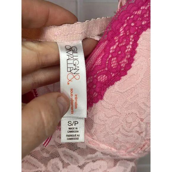 Gillian O’Malley women’s size small lace pink lingerie - Picture 3 of 5